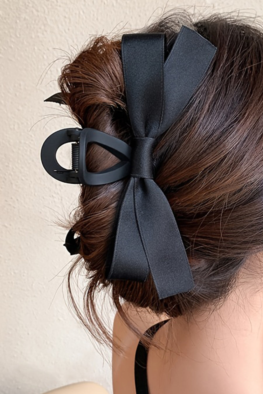 Black Bow Hairclip Accessory